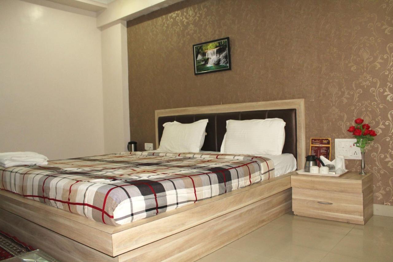 Hotel Anandam Kanker Bagian luar foto